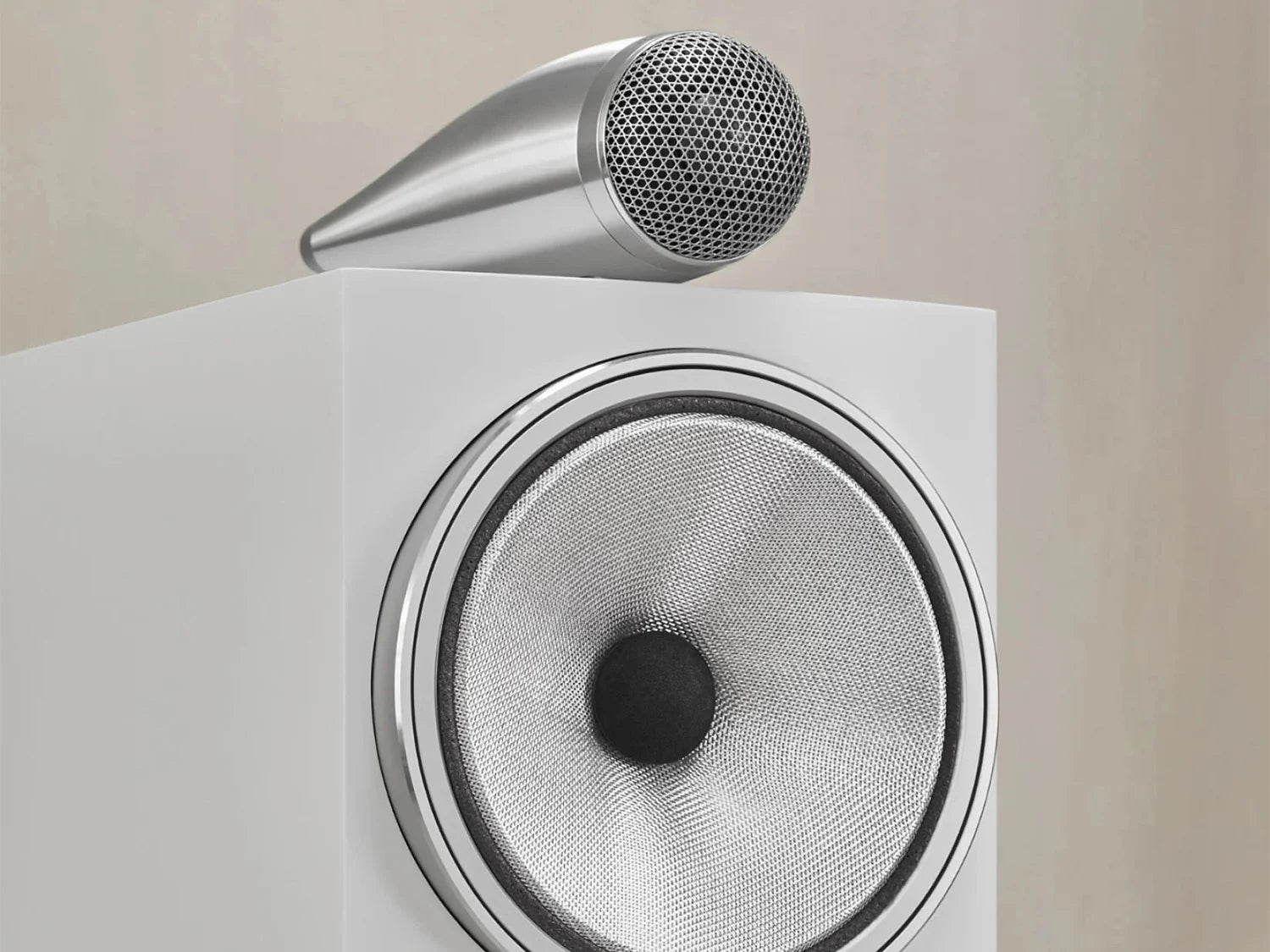 A closeup to the Continuum™ cone on the top of the B&W 703 S3 Floor Standing Speaker.
