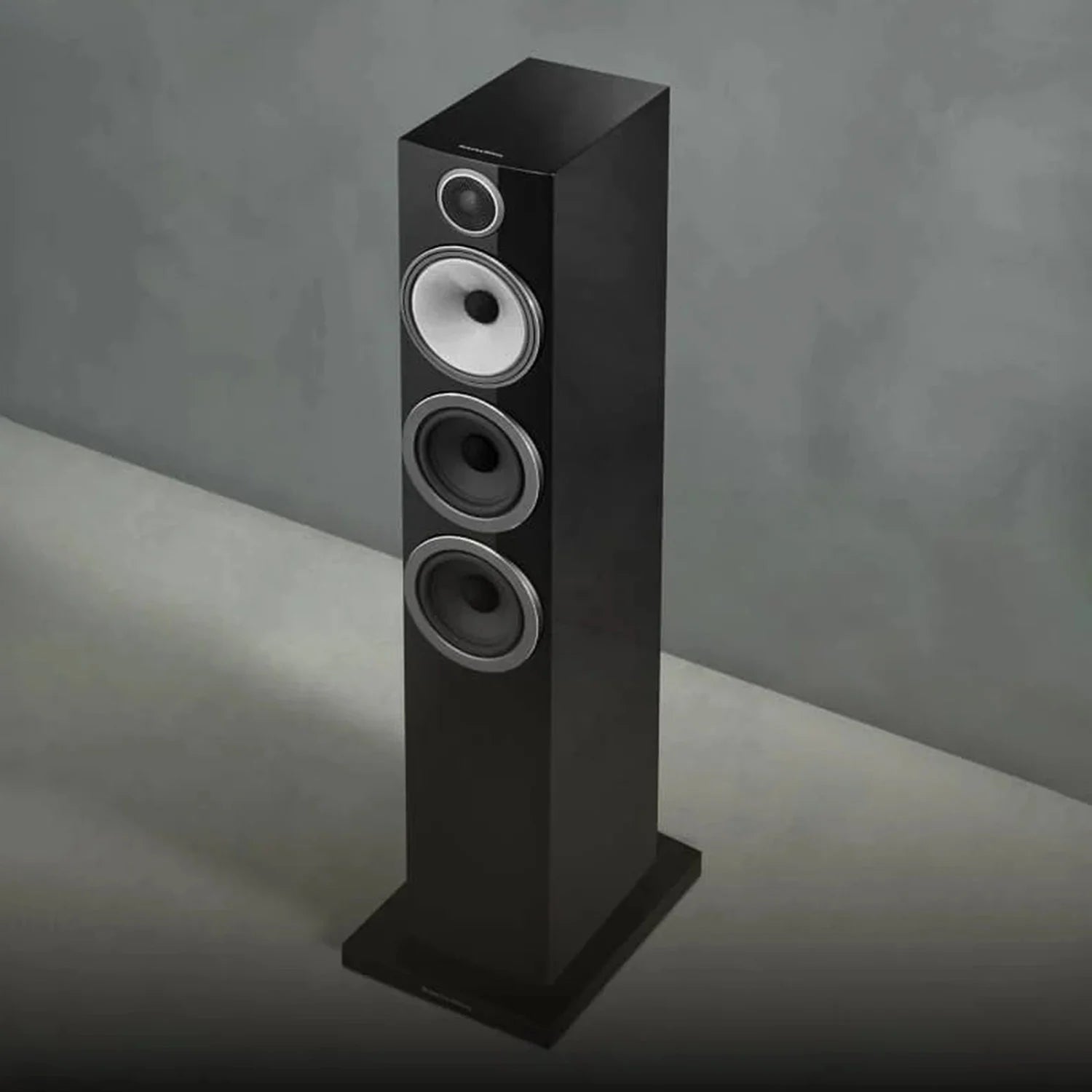 A closeup to B&W 704 S3 Floor Standing Speaker