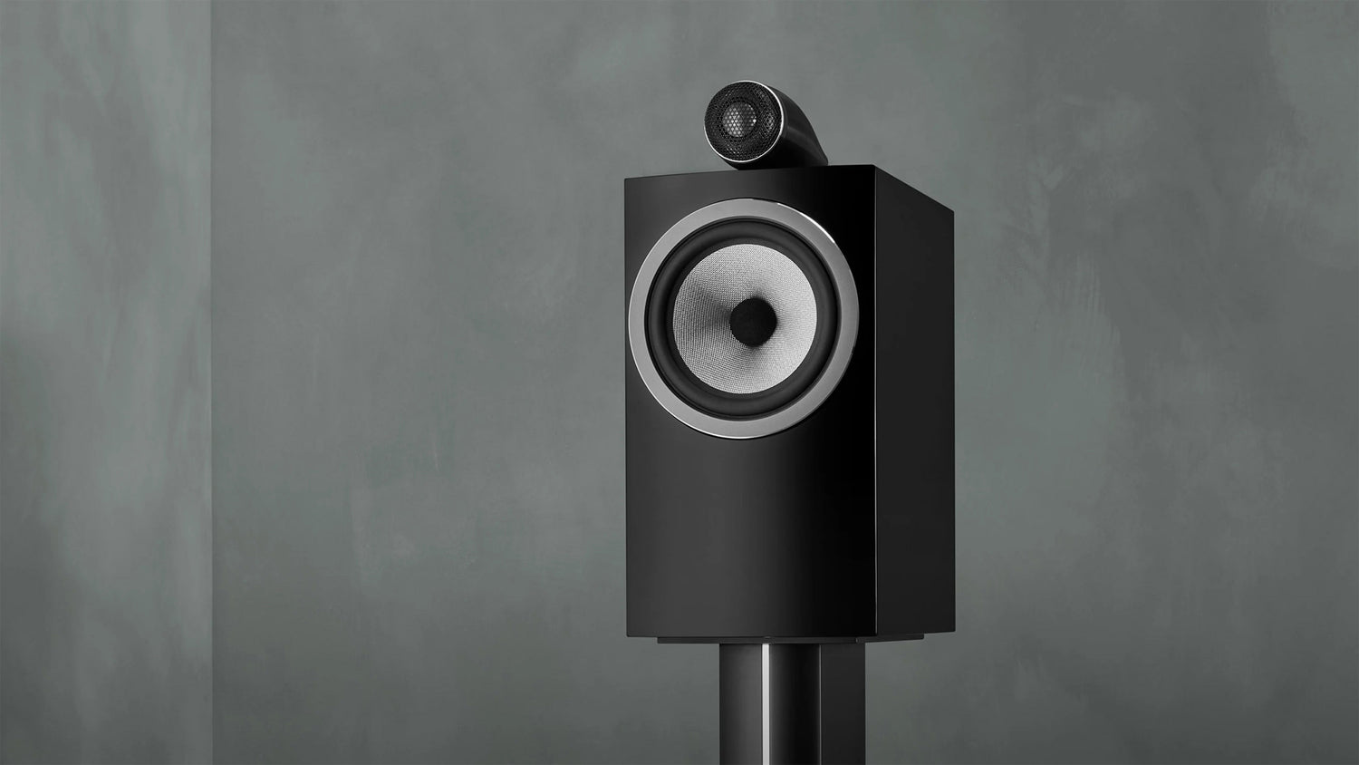 A closeup on B&W 705 S3 Bookshelf Speaker