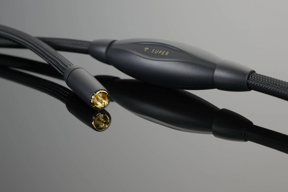 Transparent Super RCA Interconnect Cable