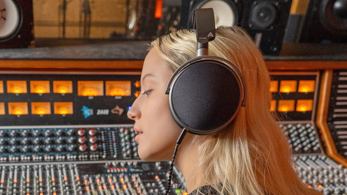 Audeze LCD-S20 Closed Back Planar Headphones