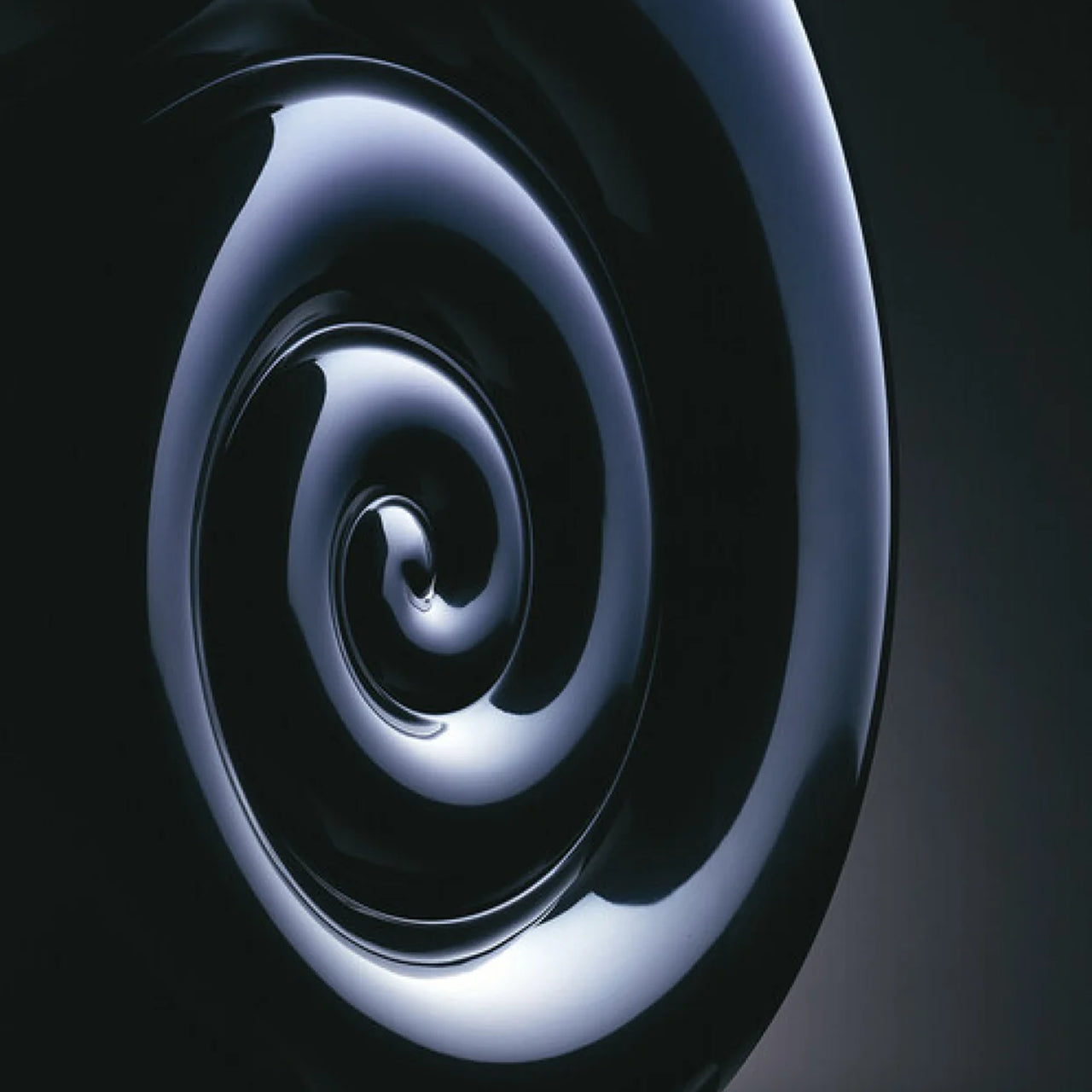 B&W Nautilus 4 Way Active Speaker - Hi-Fi Centre closeup