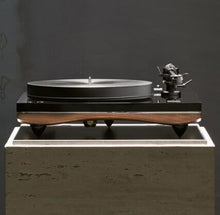 Gold Note Giglio Turntable