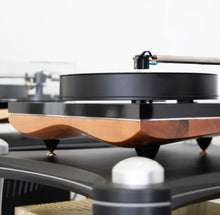 Gold Note Mediterraneo Turntable