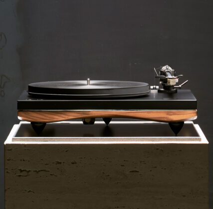 Gold Note Pianosa Turntable