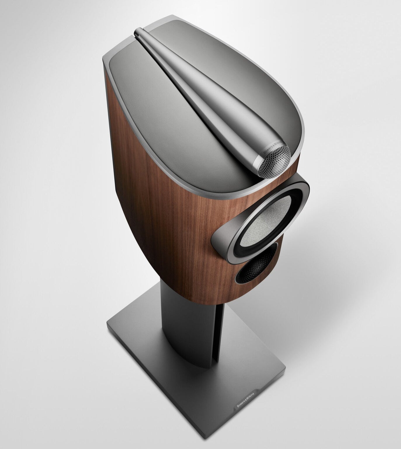 A top view on a B&W 805 D4 Reference Speaker in walnut finish.