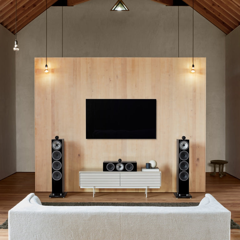 Modern home theatre featuring B&W 702 S3 Floor Standing Speakers.