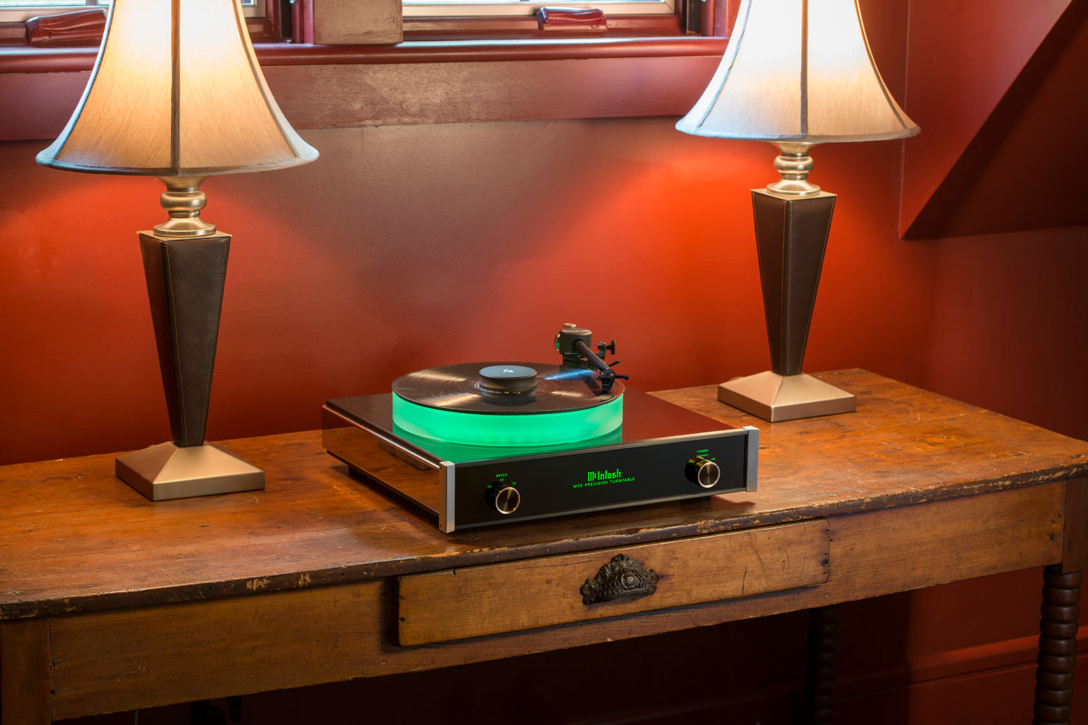 McIntosh MT-5 Precision Turntable