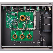 AudioQuest Niagara 3000 7-Outlet Power Conditioner w/ Linear Noise-Dissipation & Non-Sacrificial Surge Protection