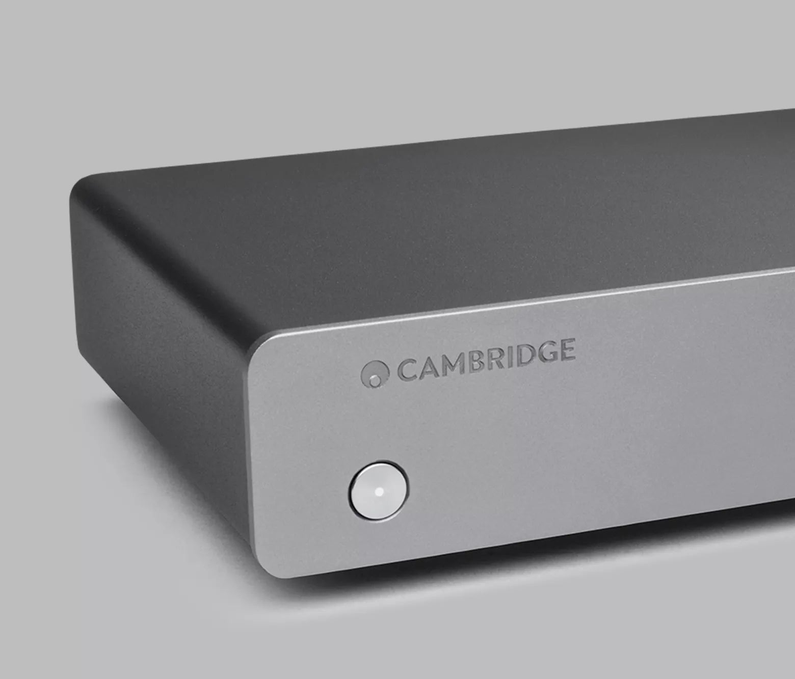 Cambridge Audio SOLO MM Phono Stage on a gray background - HiFi Centre.