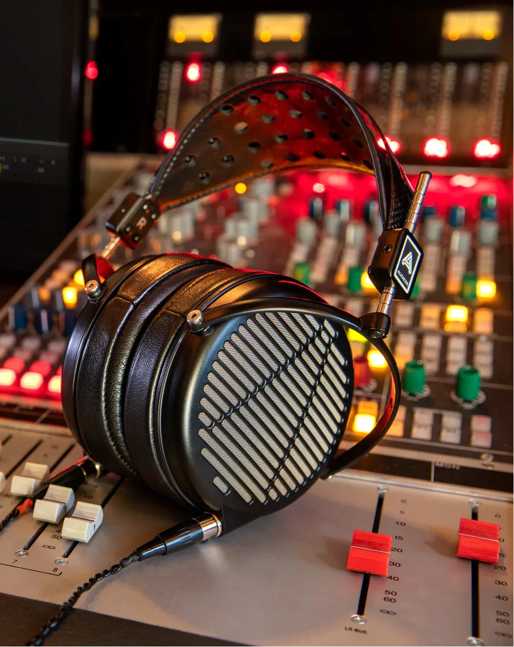 Audeze LCD-MX4 Professional Headphones