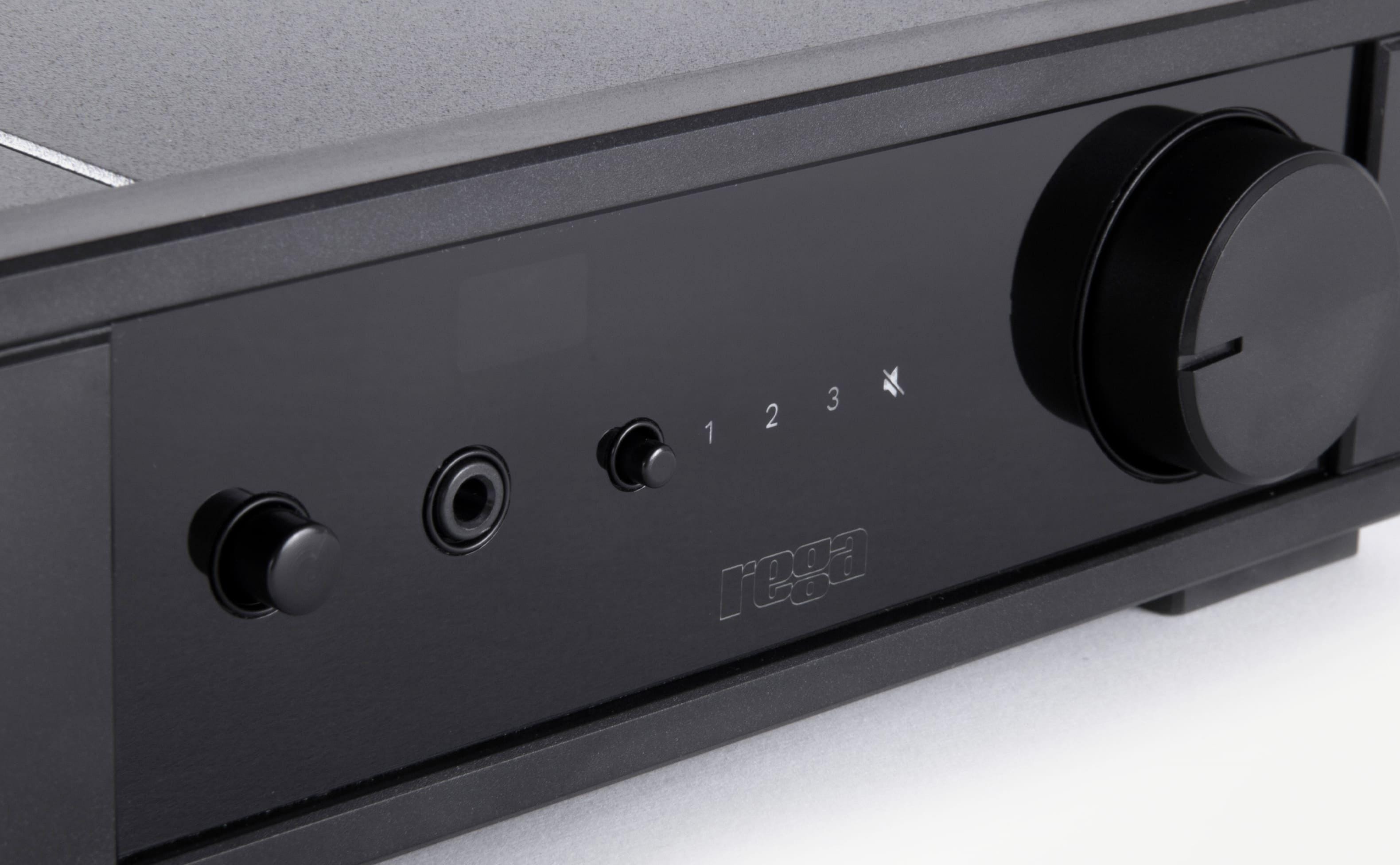 Rega IO Integrated Amplifier
