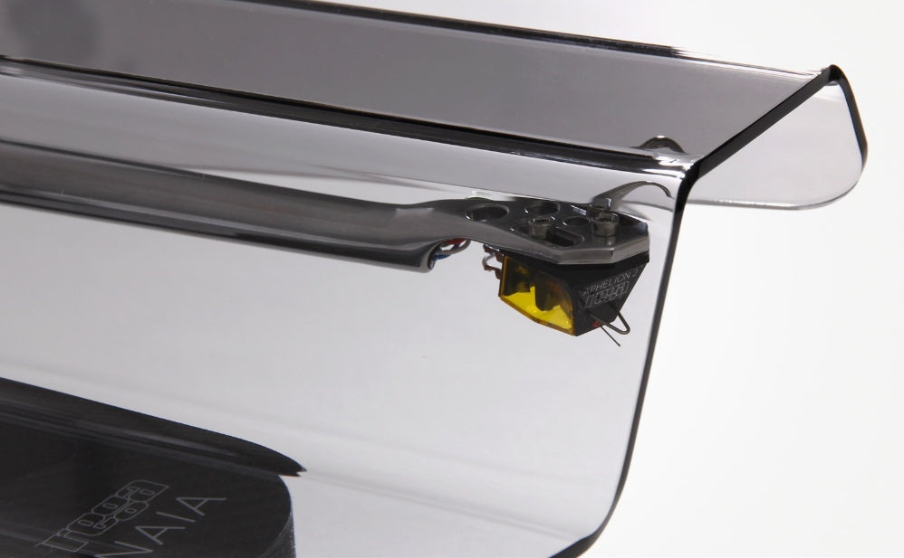 Rega NAIA Reference Turntable