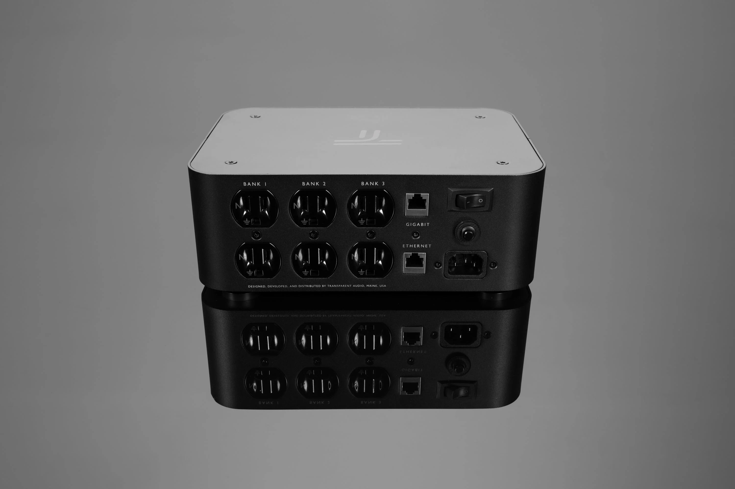 Transparent Powerbank 6 Power Conditiioner