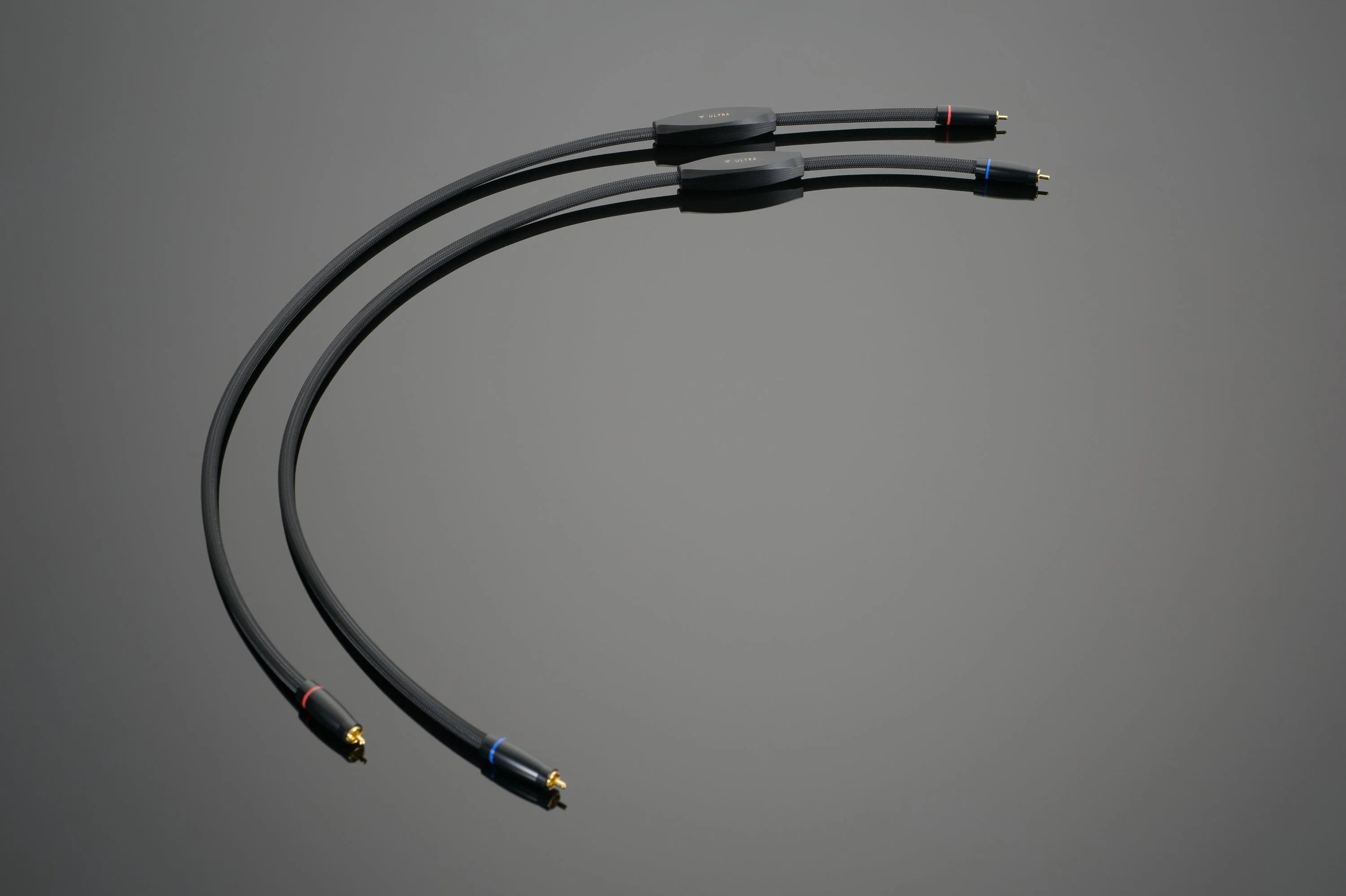 Transparent Ultra RCA Interconnect Cable